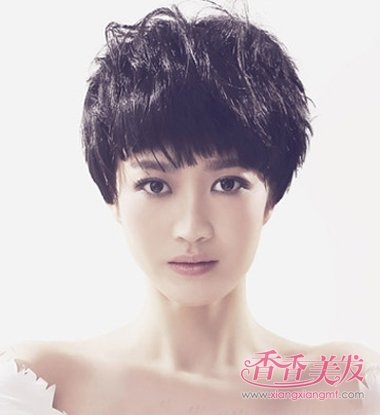 大方脸适合留什么短发 短发图片适合大方脸女