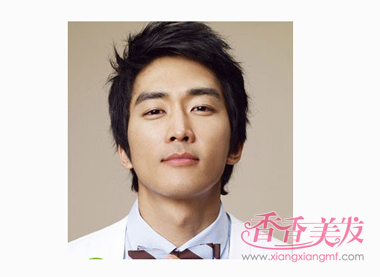 总觉得韩国人梳的发型好看些 2017年圆脸梳什