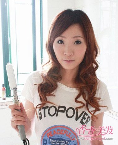 自来卷的头发烫什么头发好看 在家怎样烫卷发