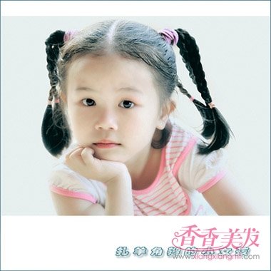 儿童怎样梳头好看的发型 小女童发型的梳发(3