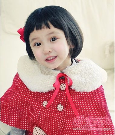 怎么给六岁小女孩梳好看的发型 小女孩额头碎