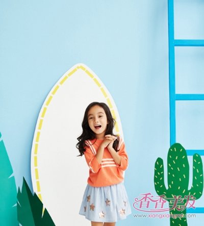 女宝宝卷发发型图片 小孩长发卷发发型怎么做