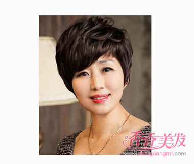 发型女50岁大卷发 外C卷烫发发型(4)_香香美发