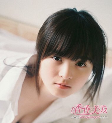 用短发来学习扎各种发型 教我做简单中短发发