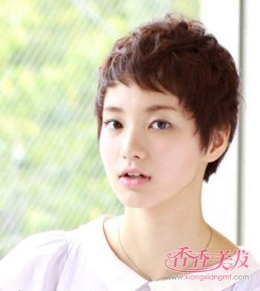 2017年圆脸短发发型设计图片 适合圆脸的短发