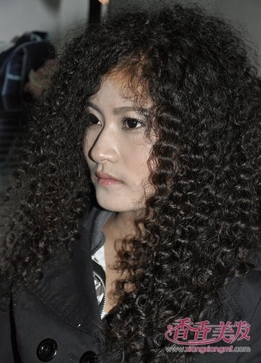 长发小卷卷发发型图片 2017年小卷发型_香香