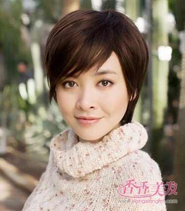 四十多岁短发发型短发新式短烫头像_香香v短发微信图片女头像全集卡通发型大女人图片