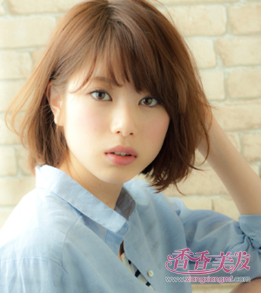 小方脸适合什么样的短发 方脸女生剪短发会好看吗