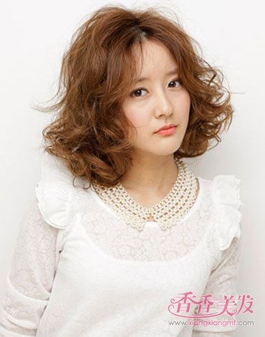 女烫短发型图片大全 女短款发型图片_香香美发手机版