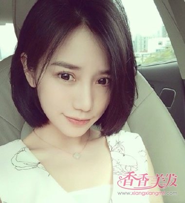 干净利落发型发型设计长发短发图片(3)_香香美简单的中女孩韩版扎发短发2015款图片欣赏图片