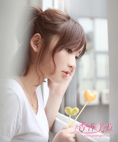 韩式中短发发型 韩式短发发型扎法步骤_香香美