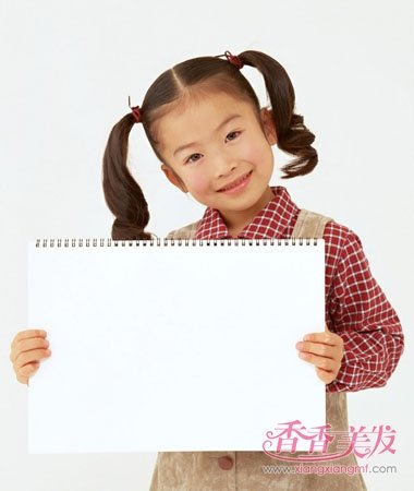 儿童女孩长头发梳起来头型 六岁儿童梳头好看