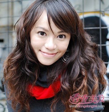 长头发剪什么发型显瘦 女生长头发自己怎么做