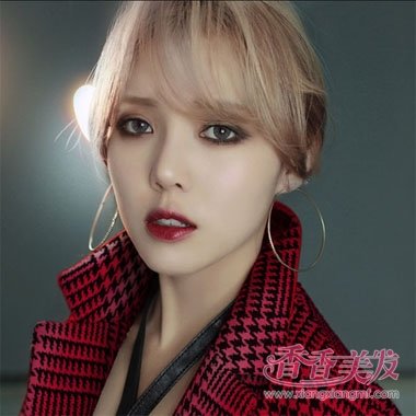 流行发型短发扎法 韩国女生短发发型(2)_香香美