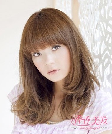 正三角形脸型长发发型 三角脸长发造型_香香美