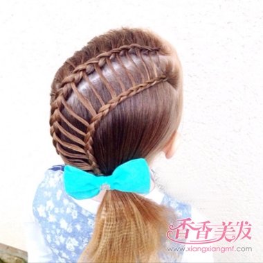 小孩子长发适合怎样编发好看 小孩长发简单编