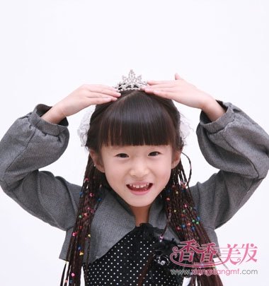 长头发怎样扎的像公主 小孩长头发公主头扎发