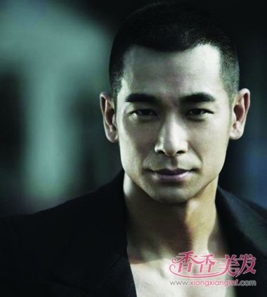 男明星方形脸中长发图片 方脸适合什么中短发