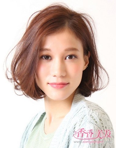 梨形大脸适合的发型 2017年大脸发型_香香美