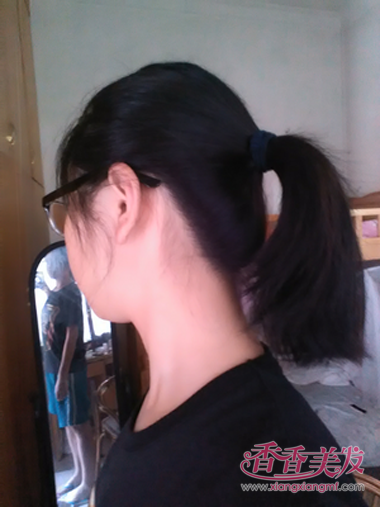 头发梳马尾时头顶会有碎发怎么办 头发太多如