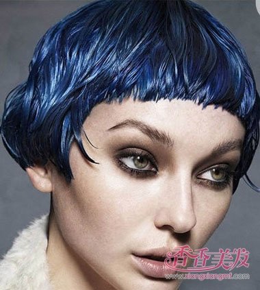 蓝色蘑菇头染发 蘑菇头怎么染头发(4)