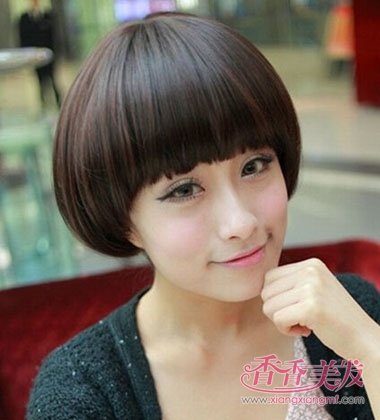 美女发型剪蘑菇头 如何剪短发蘑菇头(2)