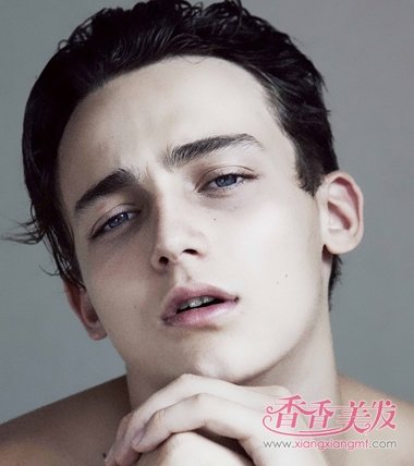 四方脸男生适合的发型图片 2017方脸男生新发型