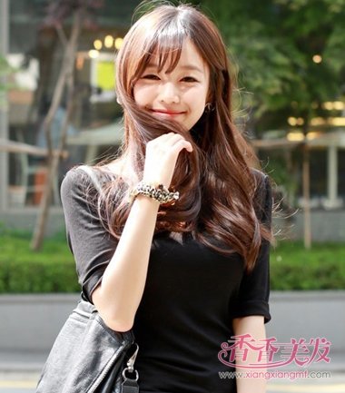 2017长脸女生长发发型图片 长脸长发发型图片