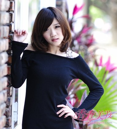 2017年日式最新女中长发发型 2017流行日式女