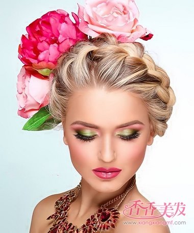 方脸型绑什么发型好看 方脸怎么打扮自己头发