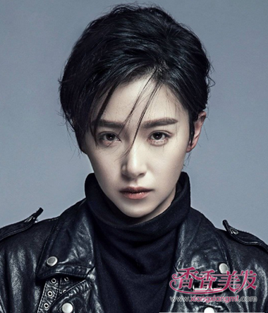 首页 流行发型 明星发型 短发才是主流力 阚清子焦俊艳王子文短发帅气