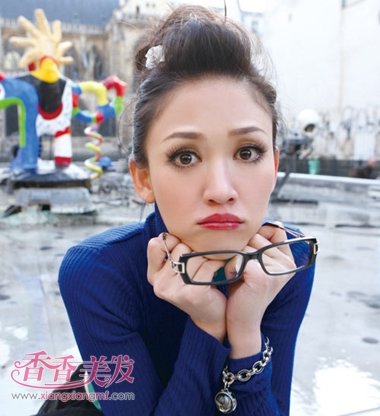 37岁陈乔恩扬言明年结婚 明星发型撩帅男(2)