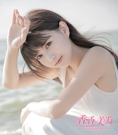 初中生女孩圆脸发型图片的步骤 脸圆的人怎样的发型