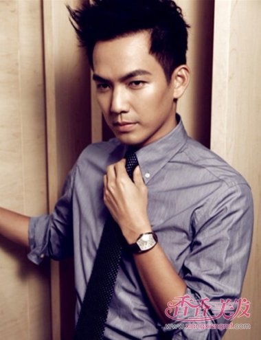 方形脸适合什么发型男图片发型 男生方型脸发