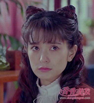 肖茵挑战美丽新高度 灵魂摆渡3娅发型好有型(