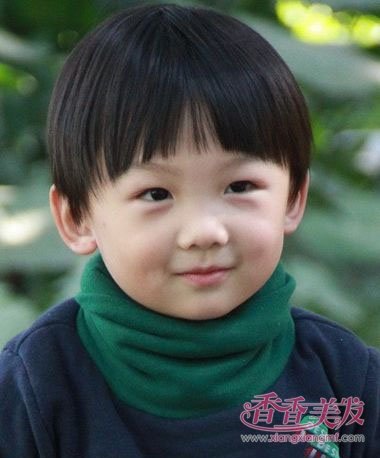 今年小男孩最流行怎样的发型男孩娃娃头发型