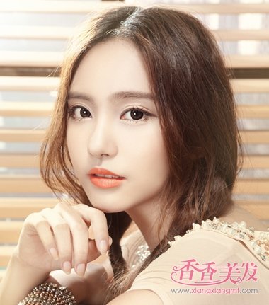 大脸大鼻女生适合的短发发型 适合脸大女生的短发发型