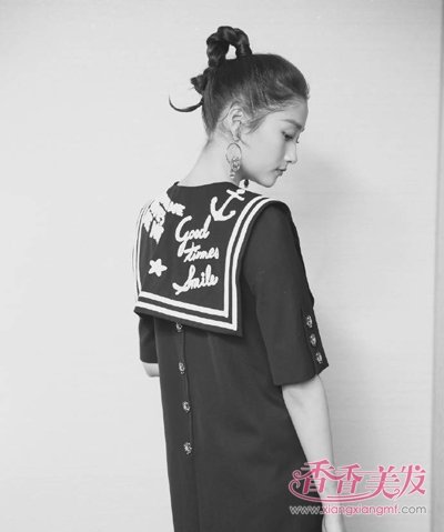 娜扎关晓彤同款小黑裙谁更美 90后女孩快看娜