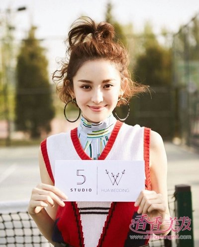 娜扎关晓彤同款小黑裙谁更美 90后女孩快看娜