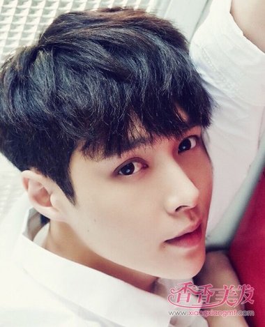 张艺兴送黄磊新年礼物太暖 张艺兴新年鲜肉发