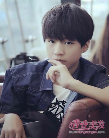 王俊凯艺考人气爆棚 可爱男生王俊凯青少年发