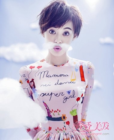 孙俪初见邓超:看着看着就笑了 娘娘孙俪俏皮