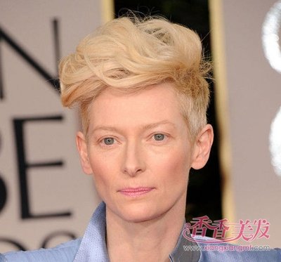 开 Tilda Swinton那些女王范的发型_香香美发手