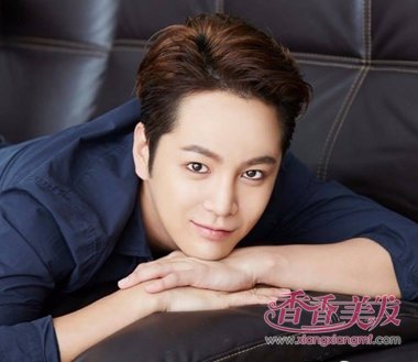 张根硕瘦成锥子脸颜值回巅峰 欧巴张根硕韩式