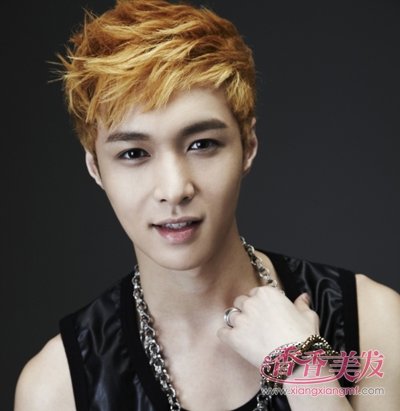 张艺兴偏分短发绅士又帅气 张艺兴演绎男神发