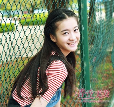 张雪迎化身芭蕾舞者好清纯 张雪迎少女风发型