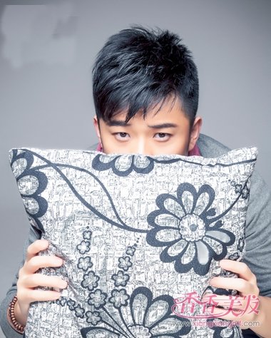 陈赫怼前妻许婧团队? 好男人陈赫奶爸发型有