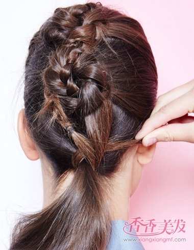 教你很酷的长发女生扎发发型 女生很酷的发型扎法(5)