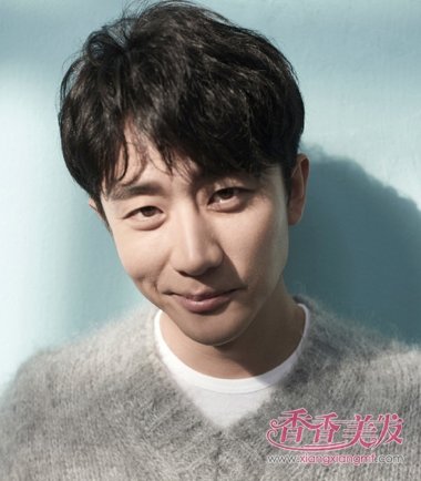 宋昰昀不是黄轩女朋友? 黄轩男士偏梳短发发型