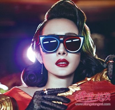 唐嫣长发演绎复古风 女明星那些惊艳的复古发型图片